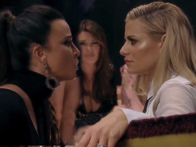 'RHOBH' Tea Time: Kyle Ends Up in Tears After Confronting Dorit Without Help From Lisa Vanderpump