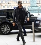 Justin Theroux arrives at his hotel in Paris