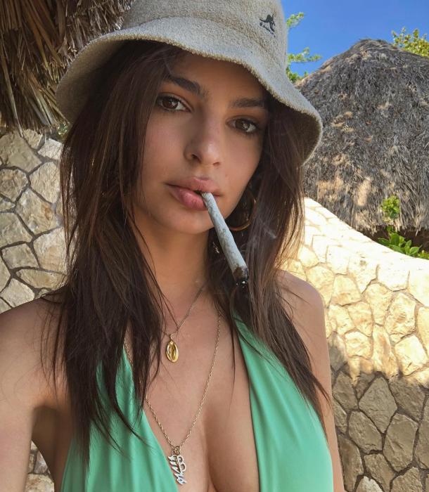 Emily Ratajkowski