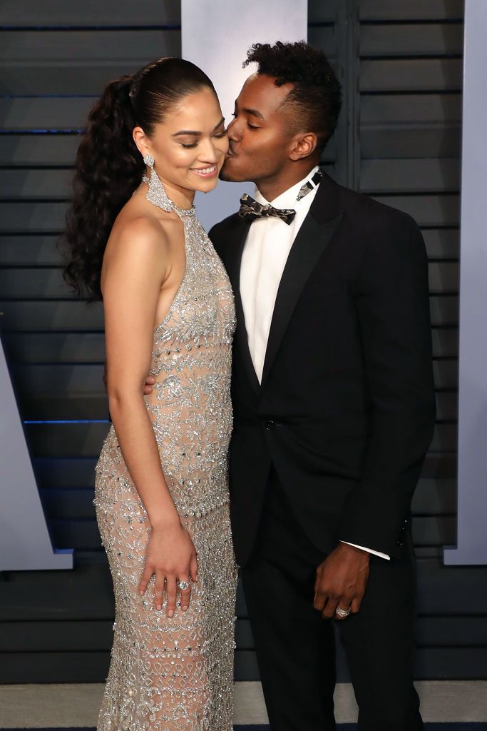 BEVERLY HILLS, CA - MARCH 04:  Shanina Shaik and DJ Ruckus attend the 2018 Vanity Fair Oscar Party hosted by Radhika Jones at the Wallis Annenberg Center for the Performing Arts on March 4, 2018 in Beverly Hills, California