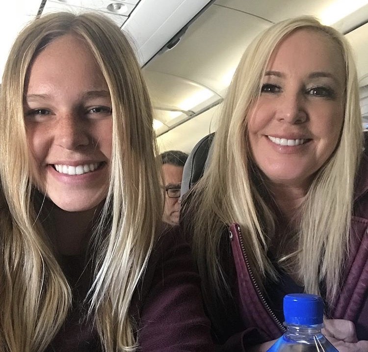 Shannon & Her Daughter Sophie On The Plane