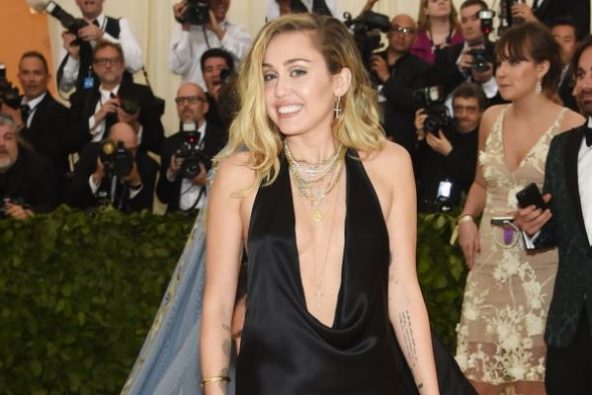 Miley Cyrus Married Baby Pregnant Bride